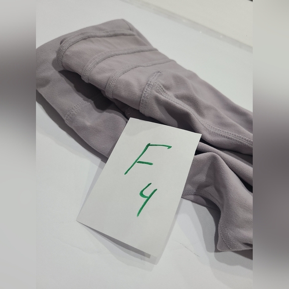 Athleta Girl Sz.M(8-10) Kids Lavender Leggings - Picture 7 of 9